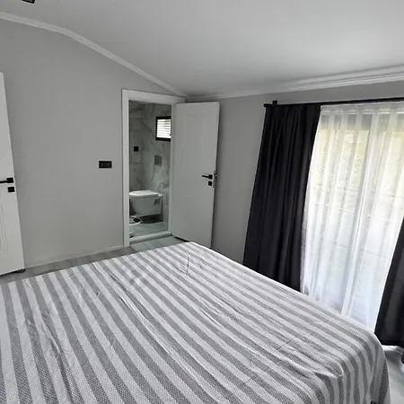 Villa Relax 2 Eskiomerler